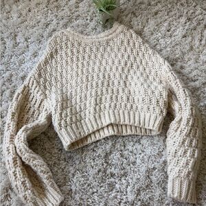 Elegant universal thread crop top thick knit Cream Knit Sweater